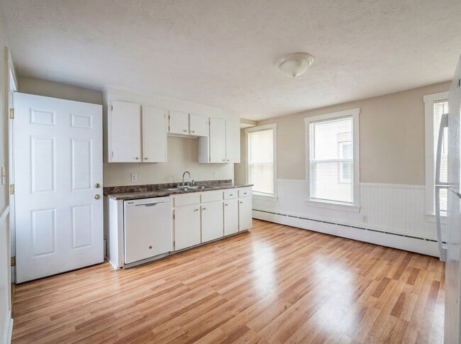 84 Birch St Unit 101