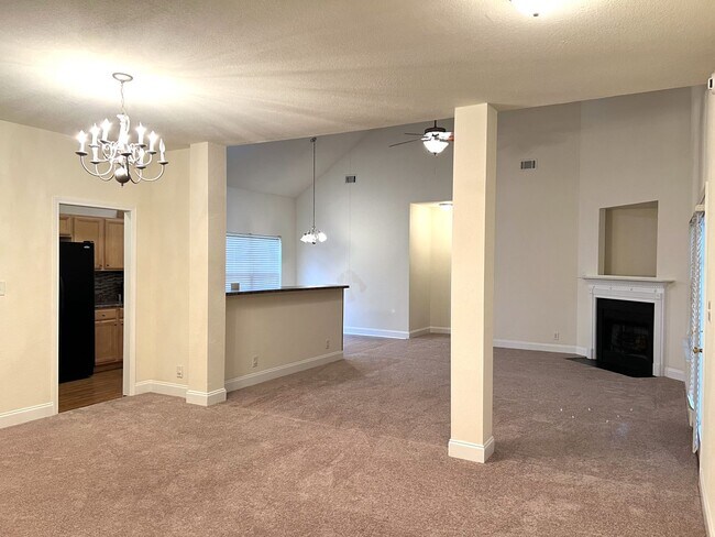 Photo - Minutes away from Geico, YKK and Downtown ...