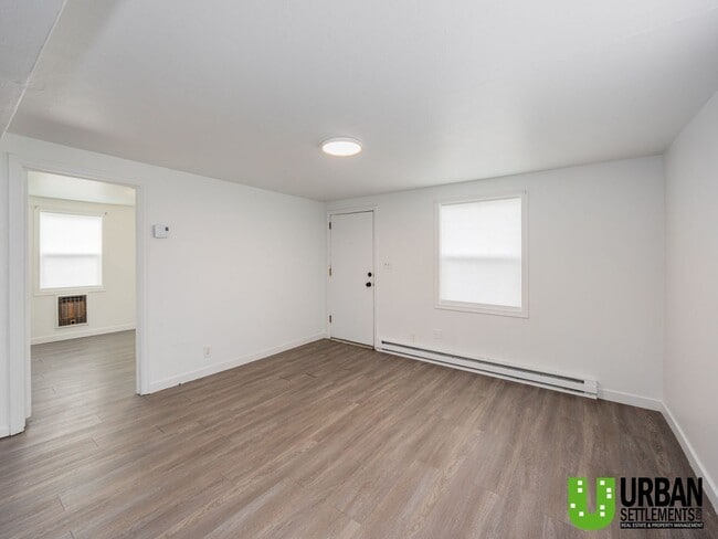 Photo - Hard-to-Find 2 Bed Home with HUGE Fenced Yard