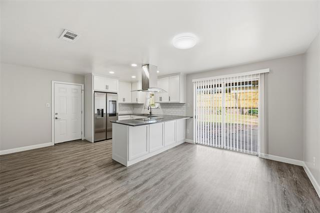 Photo - 2209 Normandy Dr