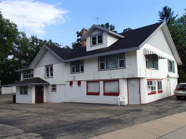 163 Paoli St