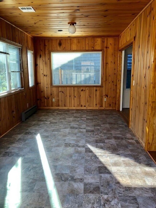 Photo - Cozy Gearhart Cottage