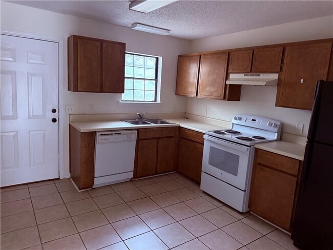 Photo - 890 E Cherry St Unidad 103