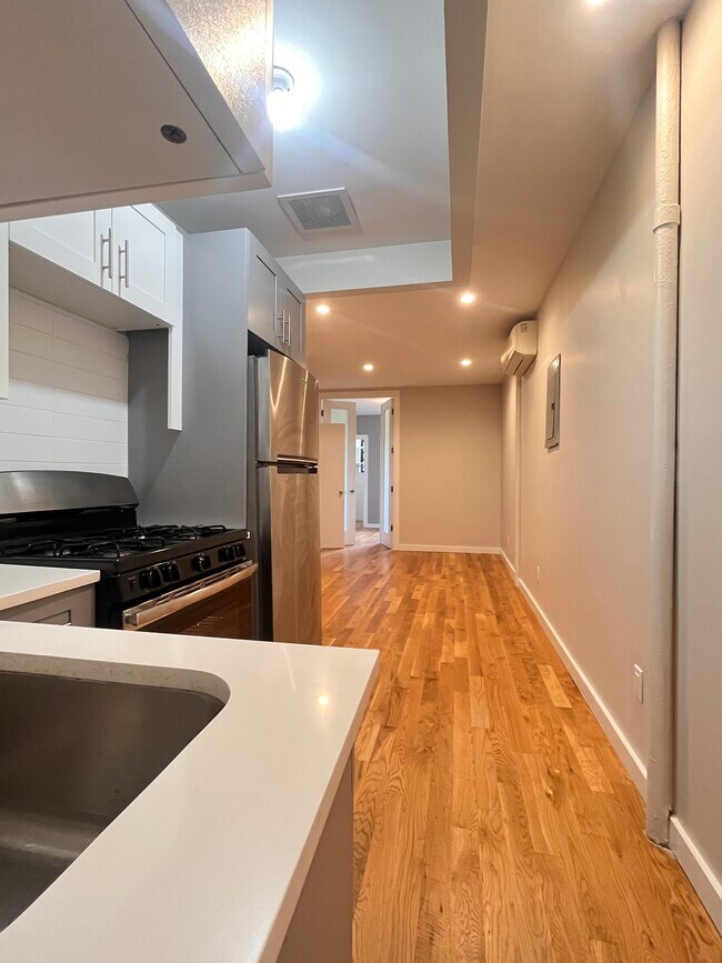 Photo - 2349 Pacific St Apartment Unit 3R