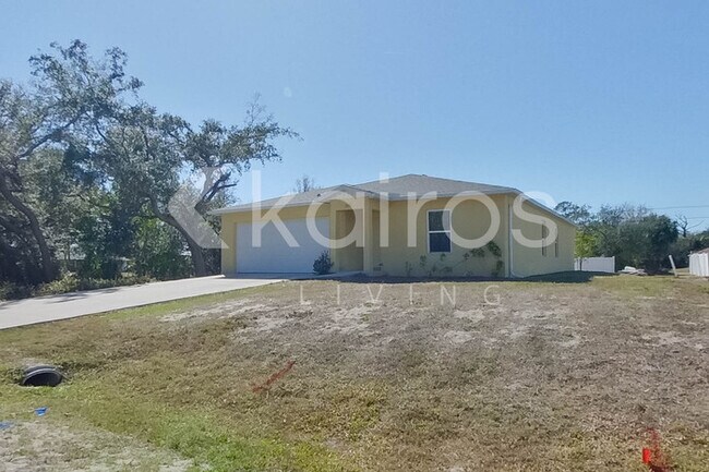 Photo - 262 Grenada St NW