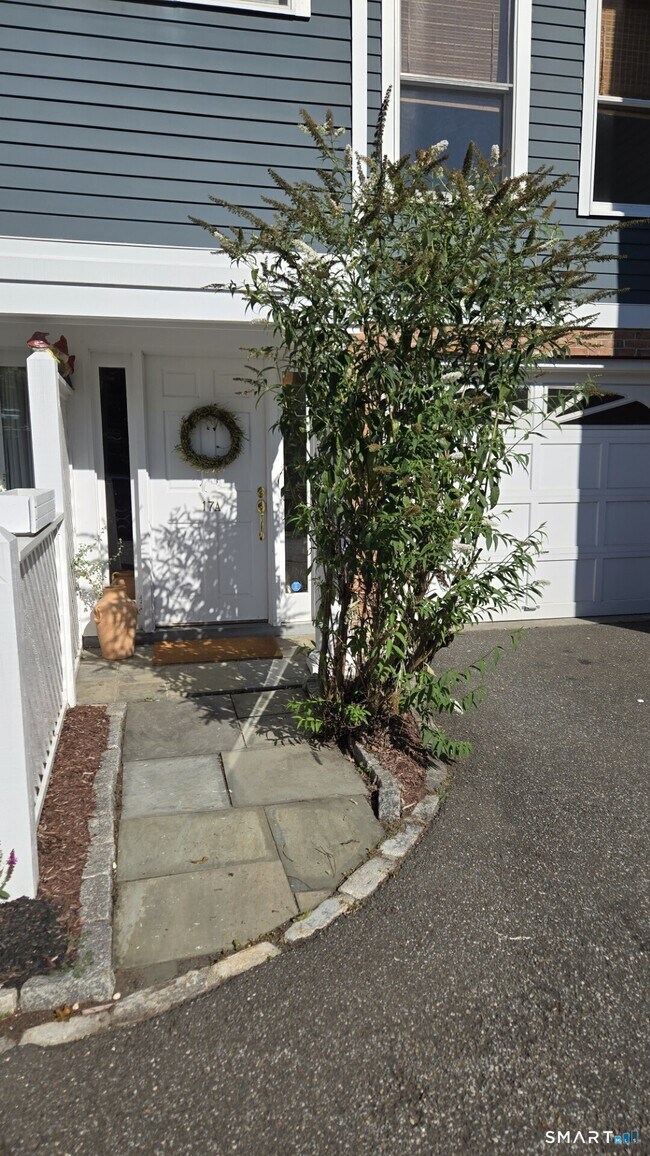 Photo - 17b Ludlow Rd Unit A