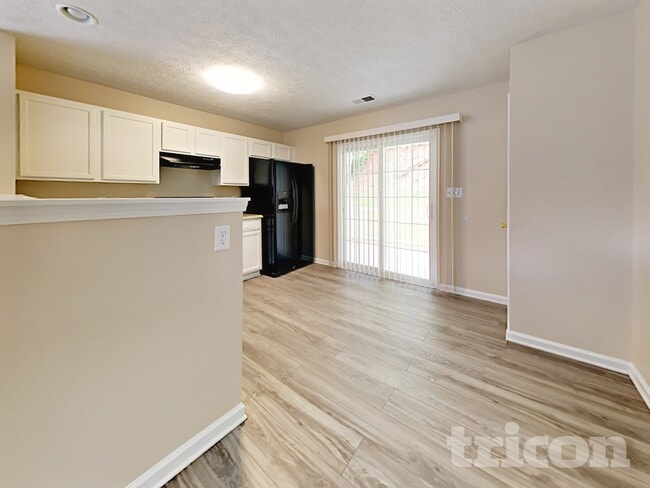 Photo - 201 St Charles Ave