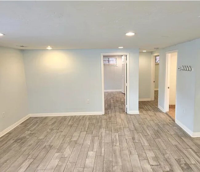 Photo - Beautiful 3-Bedroom Garden Apartment in th... Unit 1