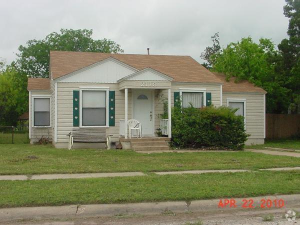 Building Photo - 2118 Palm St Rental