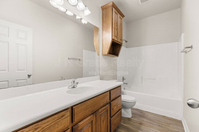 Photo - 10015 Amber Cir