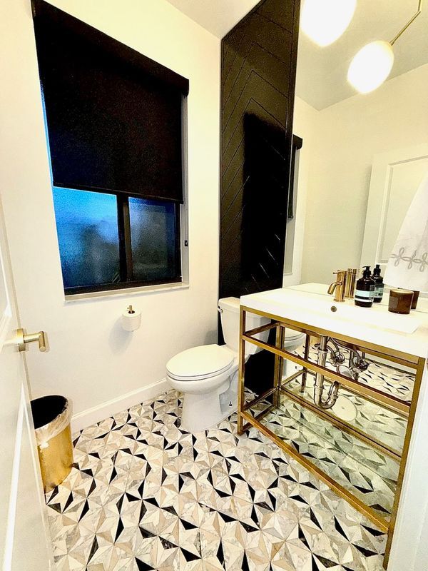 Photo - 21423 NE 2nd Pl