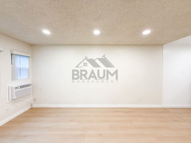 Photo - 4636 Laurel Canyon Blvd Unidad 31