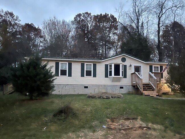 Front - 175 Garnett Dr House