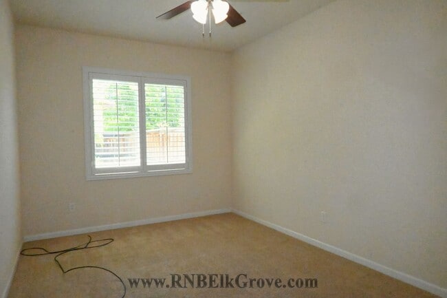 Photo - 4 Bed/3.5 Bath Home in Elk Grove! - Resident Benefit Package Property
