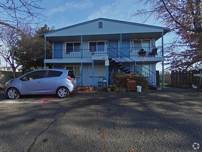 Building Photo - 1 Bedroom Studio ~ Albany Unit 697 Jefferson St SE #6 Rental