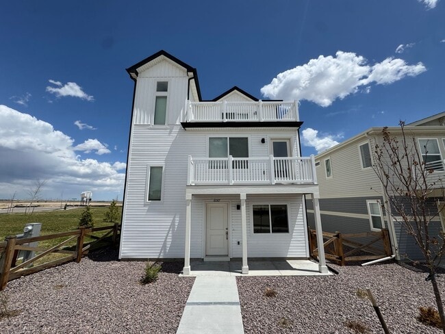 Building Photo - Modern 3-Level Home with Dual Balconies, Open Floor Plan & Bonus Flex Space