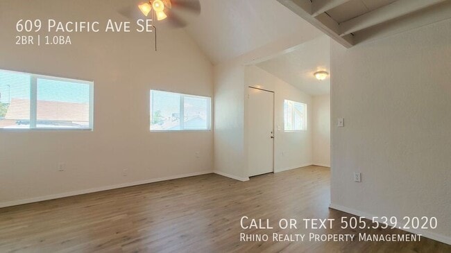 Photo - 609 Pacific Ave SE