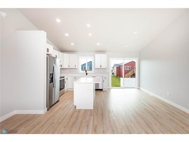 Photo - 6718 68th St S