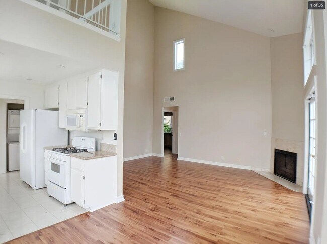 Carmelina Lofts
