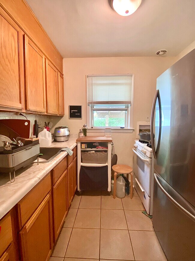 Photo - 350 Gilbert St Unit 2