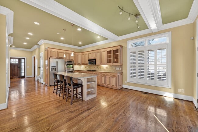 Photo - 2917 Wellesley Trce