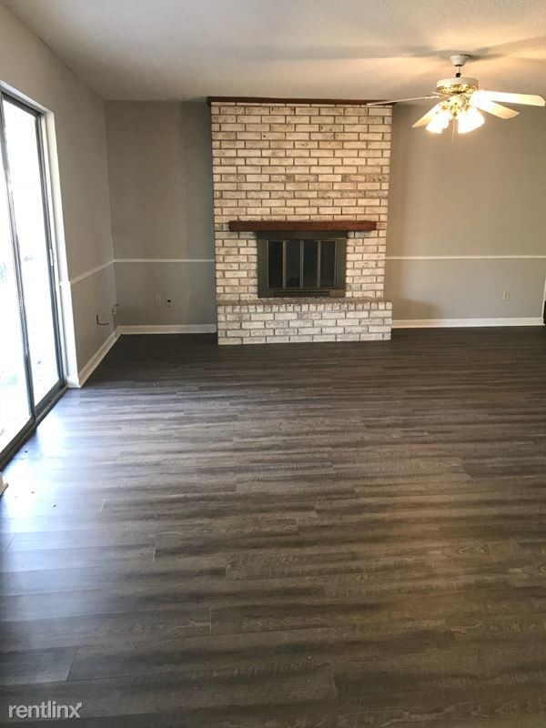 3 br, 2 bath House - 215 St. Nicholas Drive - 3 br, 2 bath House - 215 St. Nicholas Drive