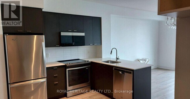 Photo - 30 Roehampton Ave Unité 1106