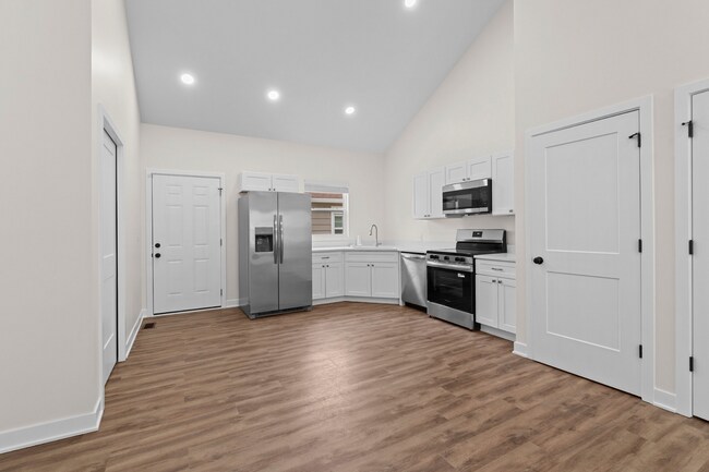 Photo - 4448 Evanston Ave Unit B