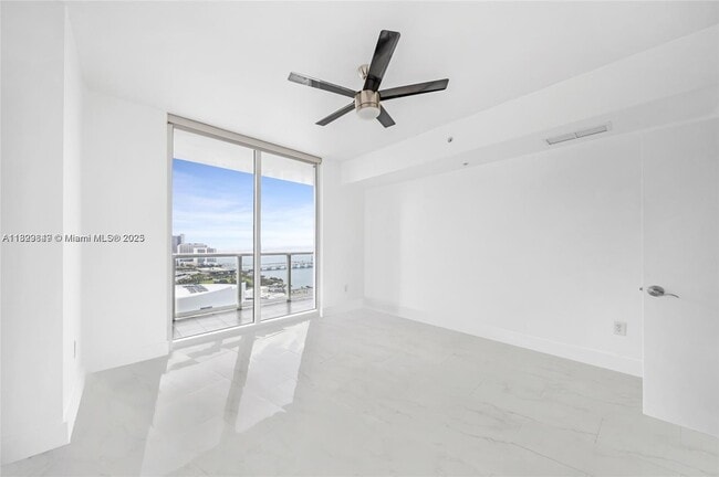 Photo - 244 Biscayne Blvd Unit 3704