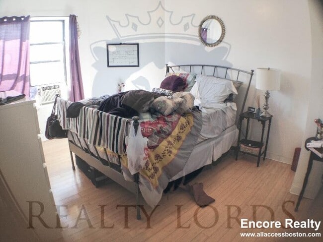 243 Harvard Ave Unidad 6