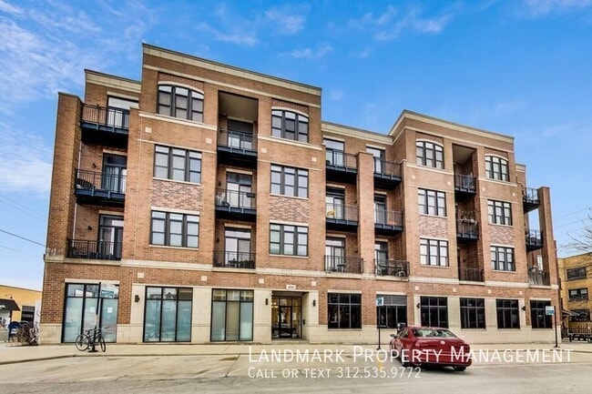 Building Photo - 4755 N Washtenaw Ave Unit 209