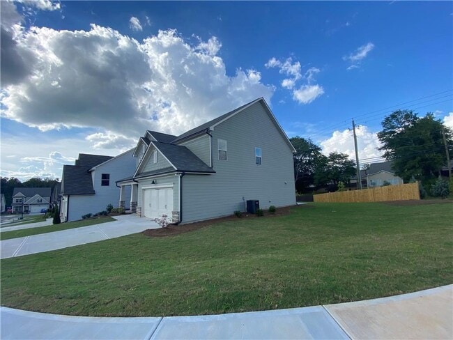 Photo - 5406 Town Square Way