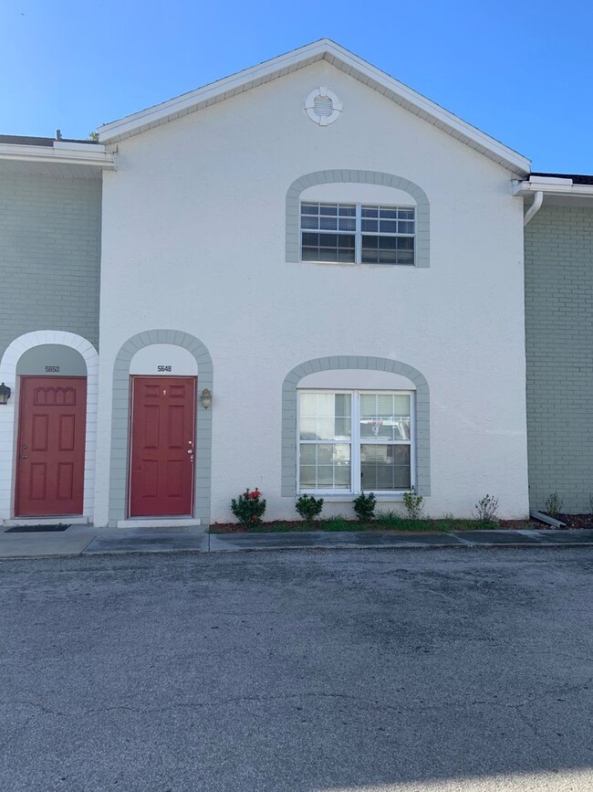 2/1.5 Townhome in Downtown New Port Richey - 2/1.5 Townhome in Downtown New Port Richey