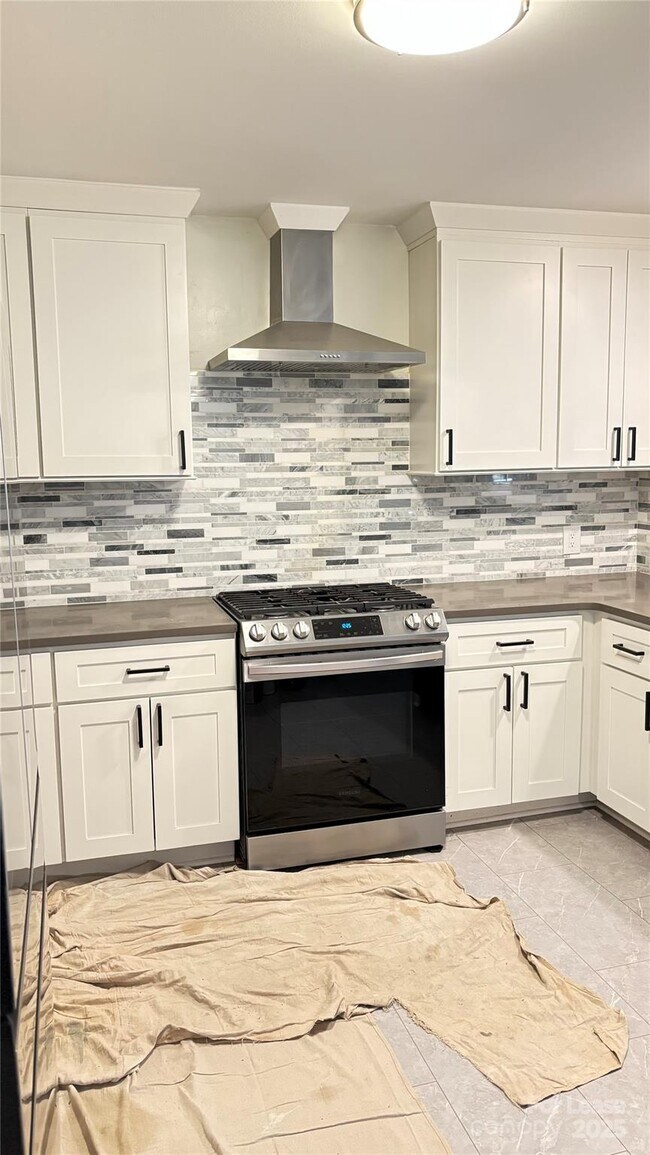 Photo - 818 Ferndale Dr