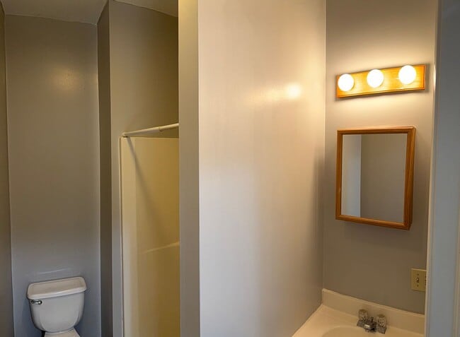 Photo - Modern 1 room Studio Corning**no pet dogs** Unit Studio Left by Abulance