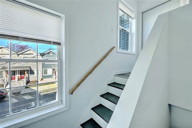 Photo - 119 Bowdoin St Unit 2