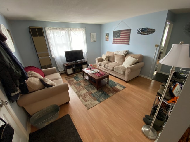 Living room - 119 Main St Unit 4A