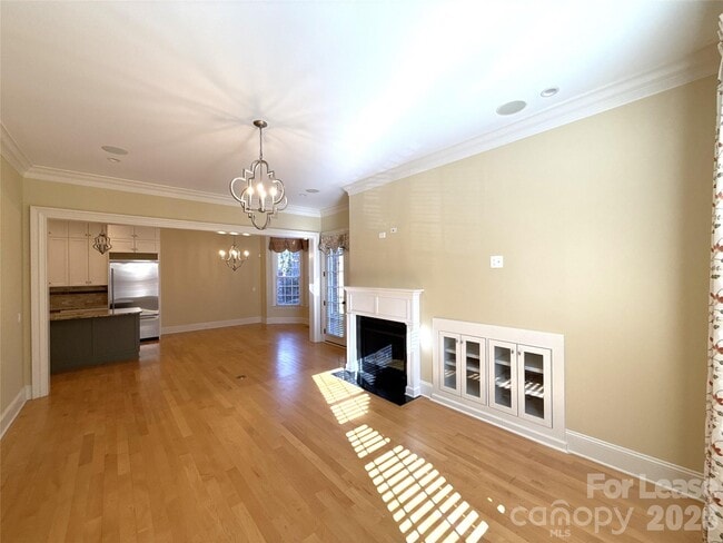 Photo - 1109 S Kings Dr