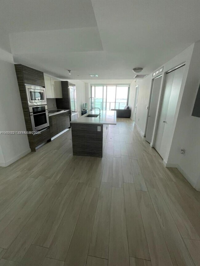 Photo - 460 NE 28th St Unit 1406