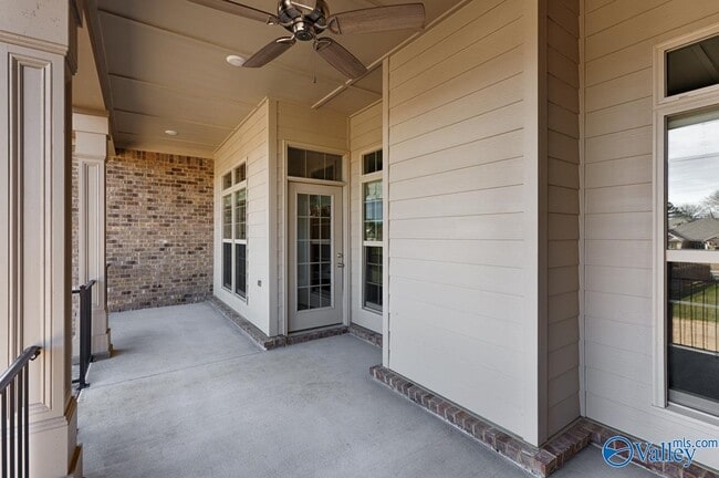 Photo - 6023 Peach Pond Way SE
