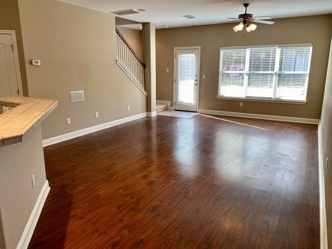 Photo - 7504 Bennett Ave