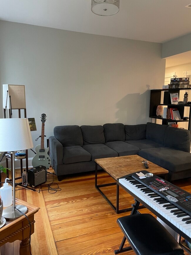 Photo - 267 E Cottage St Unidad 2