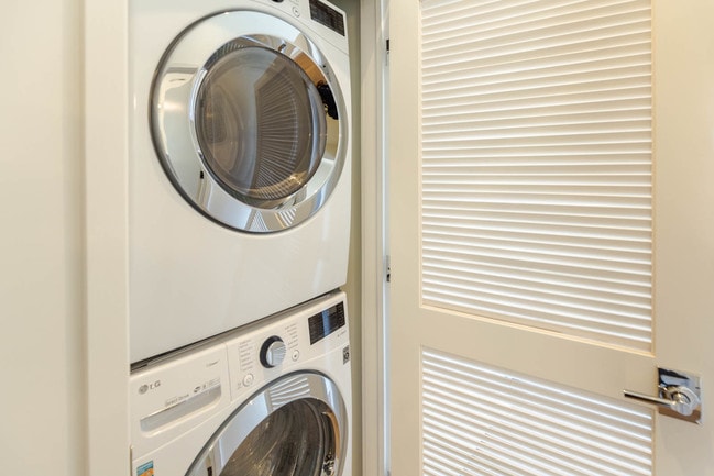 Photo - MODE Lakeview