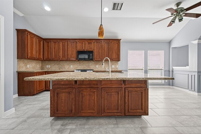 Photo - 26107 Lillian Springs