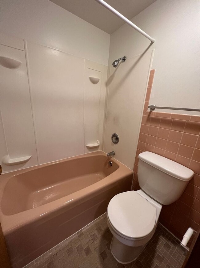 Photo - Sheffield Apts.