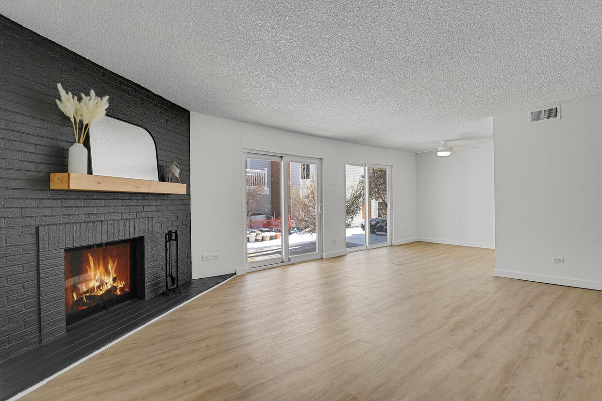 Photo - 3369 S Monaco Pky (Denver, CO)