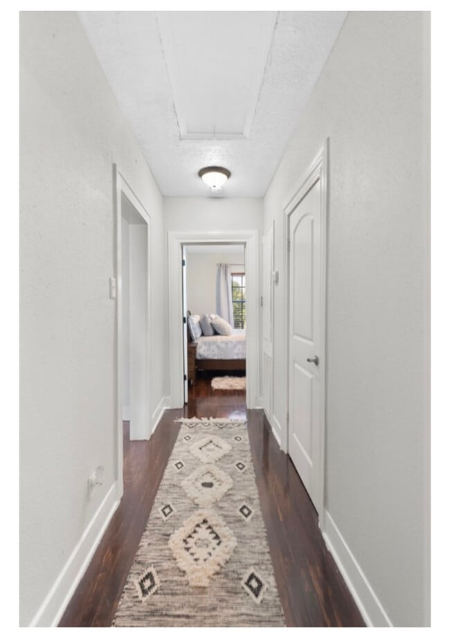 Photo - 2718 Cleburne St Unit B