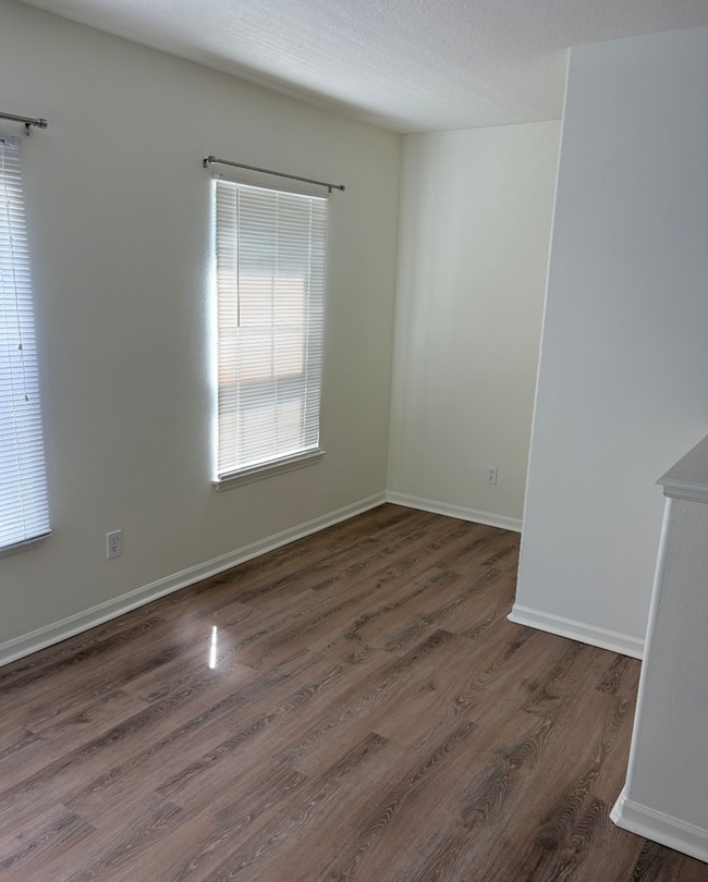 Photo - Plantation Point - One Bedroom Second Floor with Balcony!