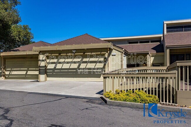 Photo - 20 Knoll Dr