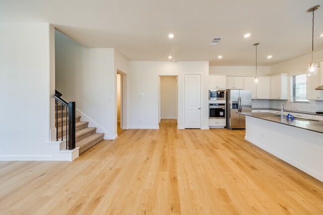 Photo - 3235 Home Ct